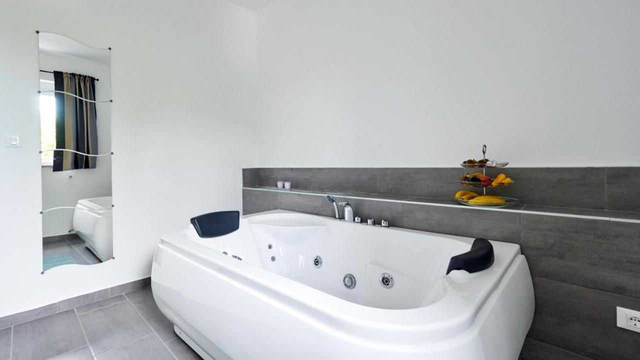 أوماغ B&B Villa Vela المظهر الخارجي الصورة